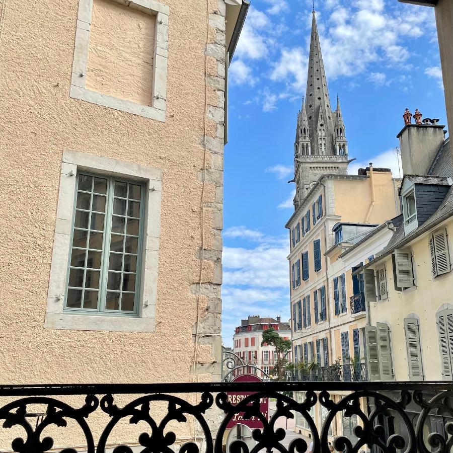Quartier Historique Et Populaire Du Chateau De Pau Extérieur photo